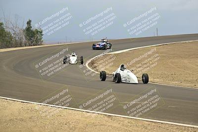 media/Jan-26-2025-CalClub SCCA (Sun) [[cfcea7df88]]/Group 7/Race/